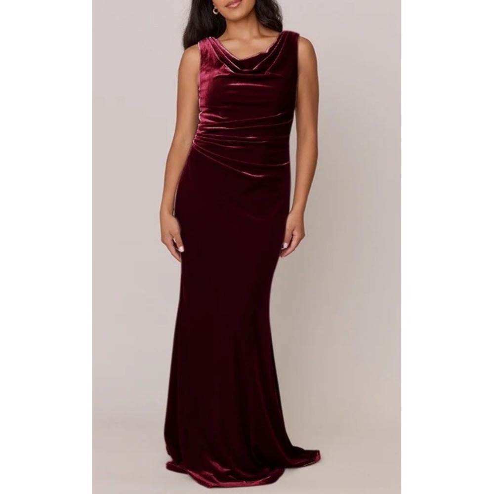 Revelry Faith Velvet Dress Sz 8 Burgundy Cowl Neck Bridesmaid Formal Maxi Gown